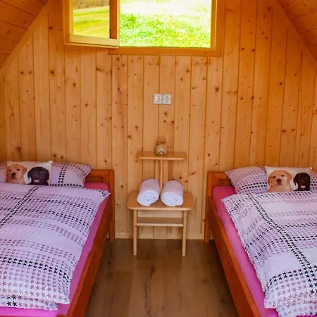 Glamping Vrhovc Campsite Zelezniki