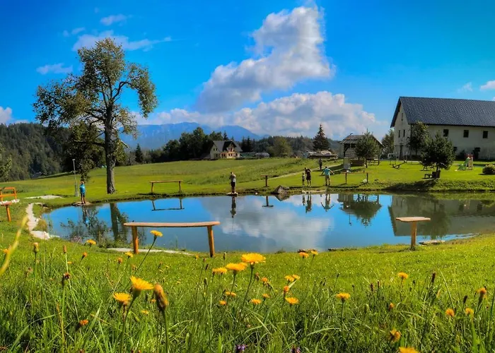 Parque de Campismo Glamping Vrhovc *