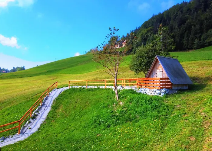 Glamping Vrhovc Parque de Campismo